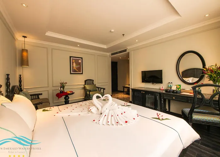 Hanoi Emerald Waters Hotel Valley